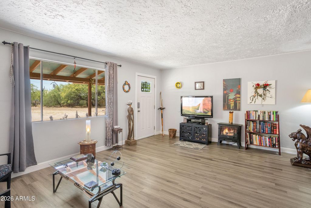 Image 2 of property listing at 1428 N CEMETERY Road, Benson, AZ 85602