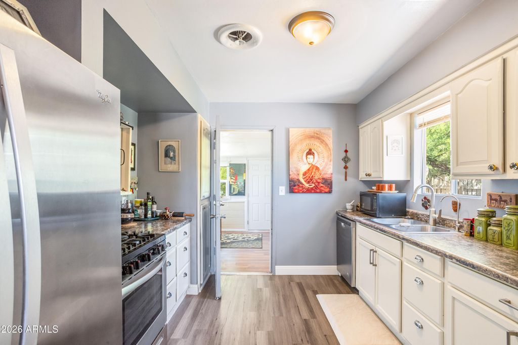 Image 21 of property listing at 1428 N CEMETERY Road, Benson, AZ 85602