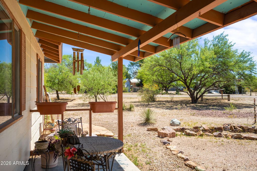 Image 31 of property listing at 1428 N CEMETERY Road, Benson, AZ 85602