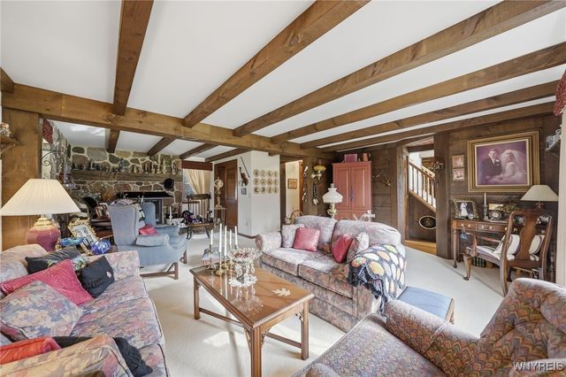 2420 Dodge Road, Amherst, NY 14051