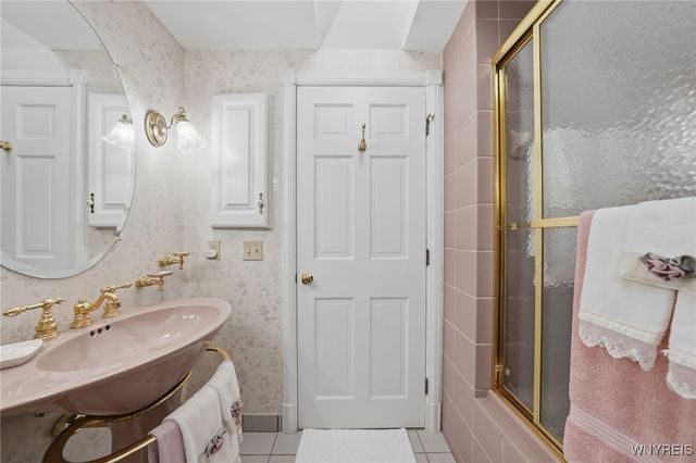 2420 Dodge Road, Amherst, NY 14051