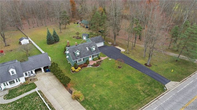 2420 Dodge Road, Amherst, NY 14051