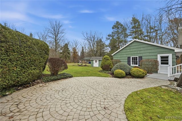 2420 Dodge Road, Amherst, NY 14051