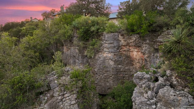 5229 Hupedo Ranch, Spicewood, TX 78669