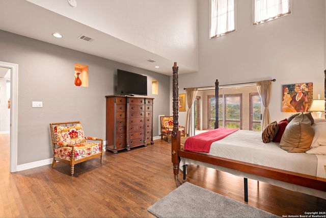 5229 Hupedo Ranch, Spicewood, TX 78669