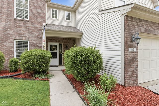 1912 Acorn Court, Avon, IN 46123
