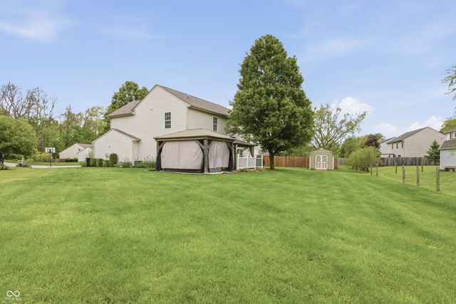 1912 Acorn Court, Avon, IN 46123