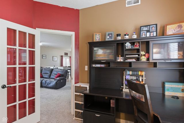 1912 Acorn Court, Avon, IN 46123