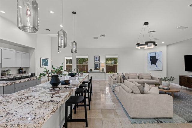 10968 Tranquil Waters Court, Las Vegas, NV 89135