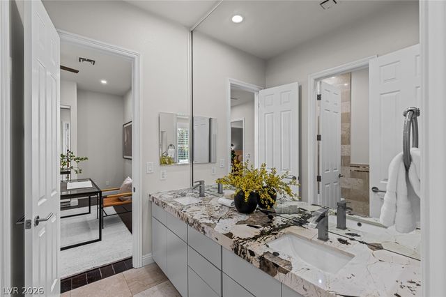 10968 Tranquil Waters Court, Las Vegas, NV 89135