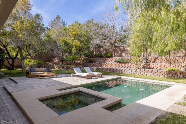 10968 Tranquil Waters Court, Las Vegas, NV 89135