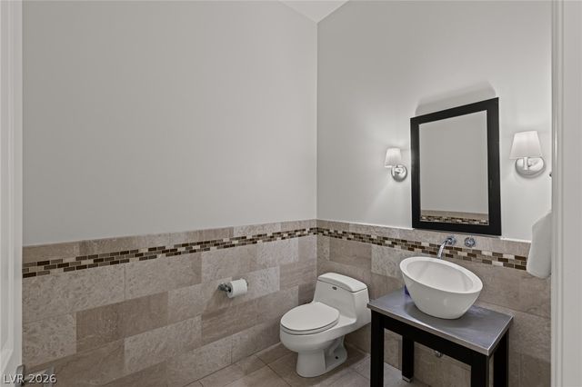 10968 Tranquil Waters Court, Las Vegas, NV 89135