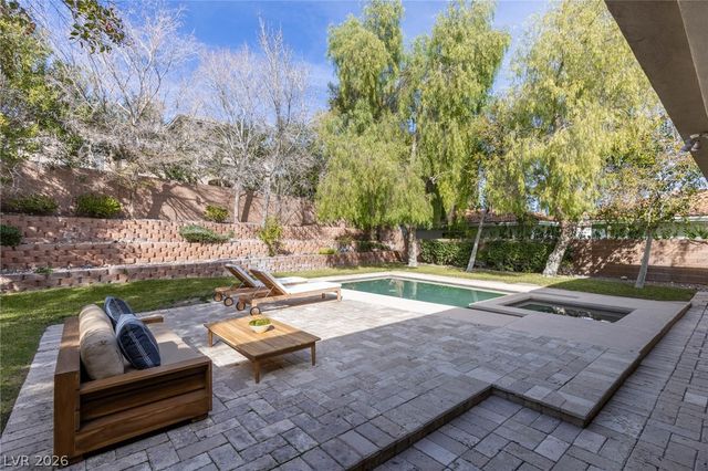 10968 Tranquil Waters Court, Las Vegas, NV 89135