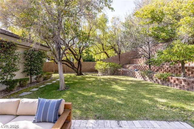 10968 Tranquil Waters Court, Las Vegas, NV 89135