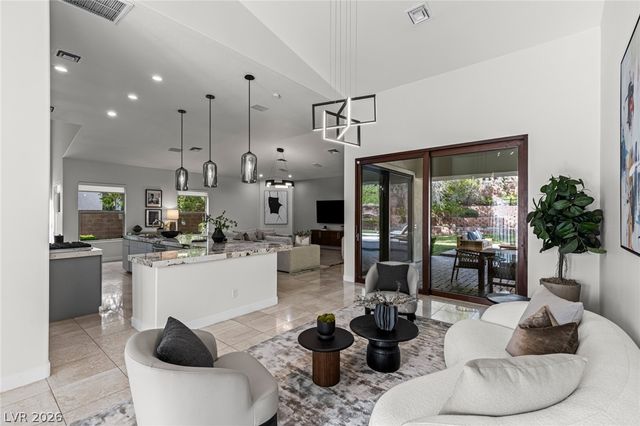 10968 Tranquil Waters Court, Las Vegas, NV 89135