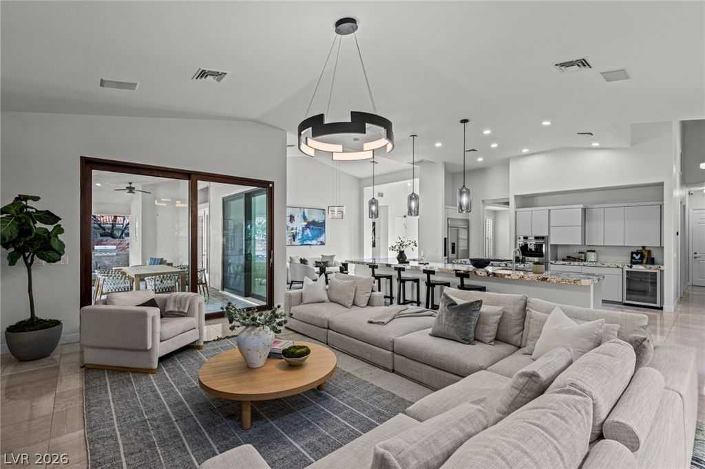 10968 Tranquil Waters Court, Las Vegas, NV 89135