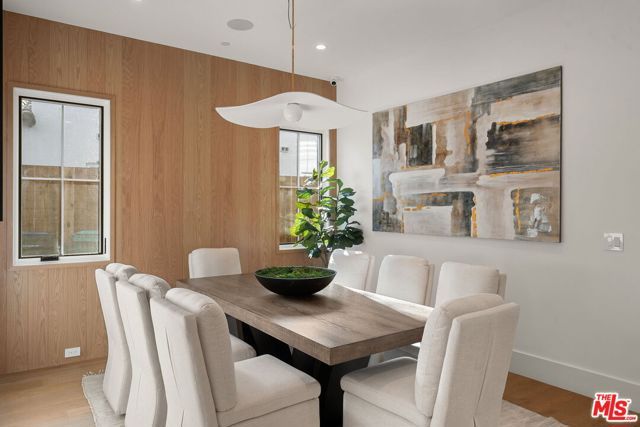 1823 S Shenandoah Street, Los Angeles, CA 90035