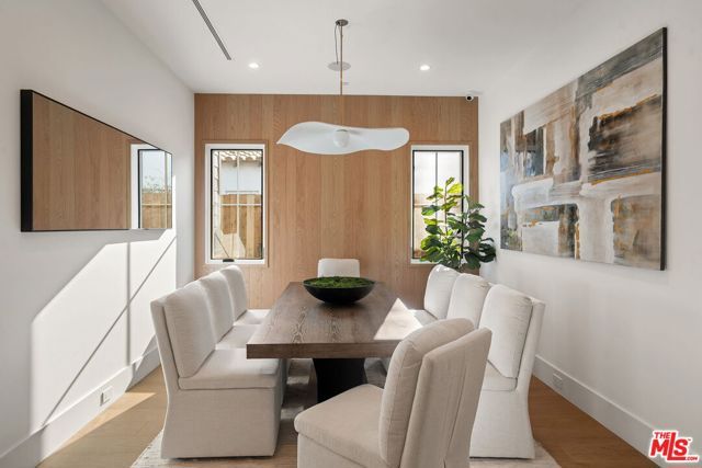 1823 S Shenandoah Street, Los Angeles, CA 90035