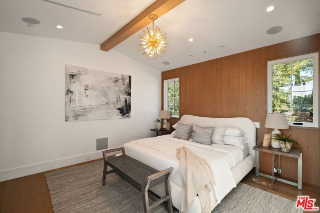 1823 S Shenandoah Street, Los Angeles, CA 90035