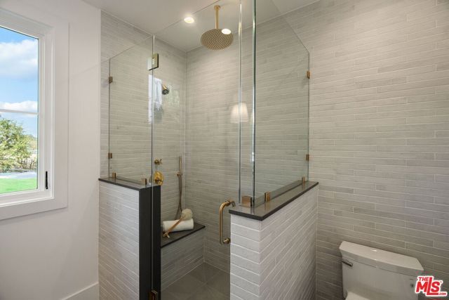 1823 S Shenandoah Street, Los Angeles, CA 90035