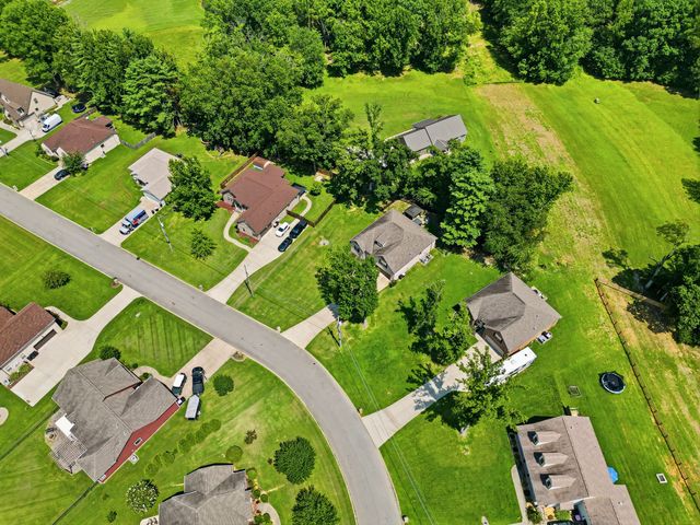 1044 Northridge Dr, Greenbrier, TN 37073