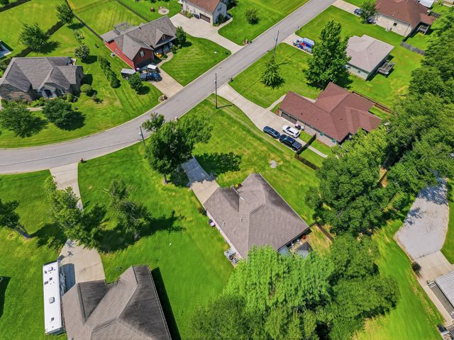1044 Northridge Dr, Greenbrier, TN 37073