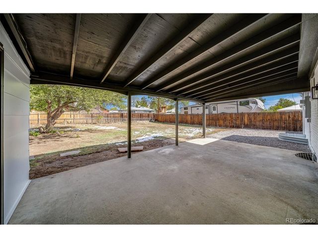 10817 Larry Dr, Northglenn, CO 80233