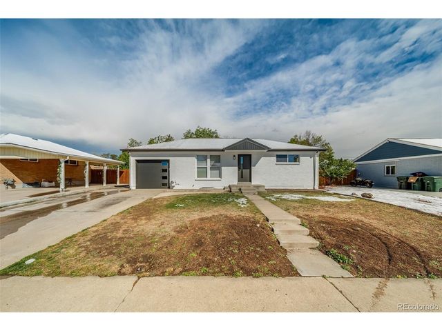 10817 Larry Dr, Northglenn, CO 80233