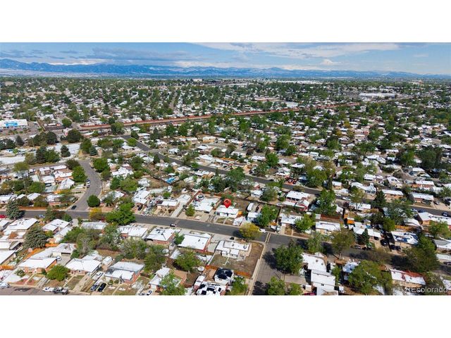 10817 Larry Dr, Northglenn, CO 80233