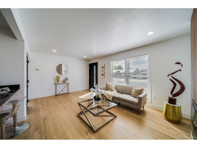 10817 Larry Dr, Northglenn, CO 80233