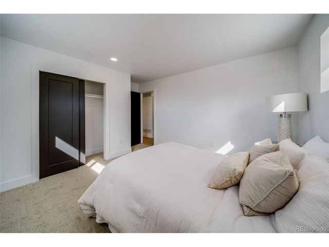 10817 Larry Dr, Northglenn, CO 80233