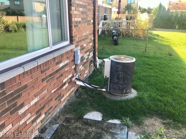 37147 Evergreen Drive, Sterling Heights, MI 48310