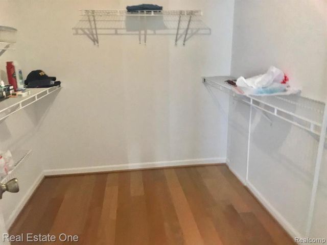 37147 Evergreen Drive, Sterling Heights, MI 48310