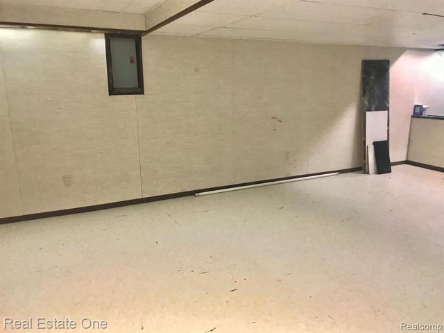 37147 Evergreen Drive, Sterling Heights, MI 48310