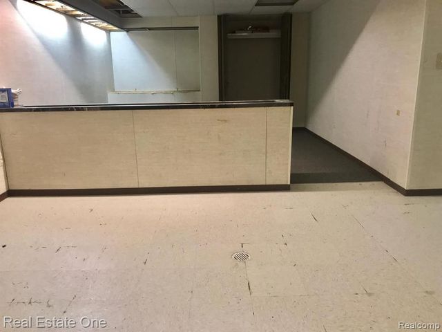 37147 Evergreen Drive, Sterling Heights, MI 48310