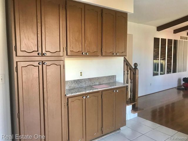 37147 Evergreen Drive, Sterling Heights, MI 48310