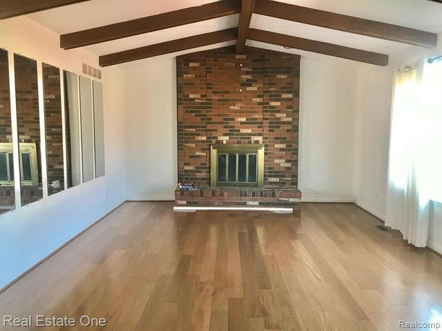 37147 Evergreen Drive, Sterling Heights, MI 48310