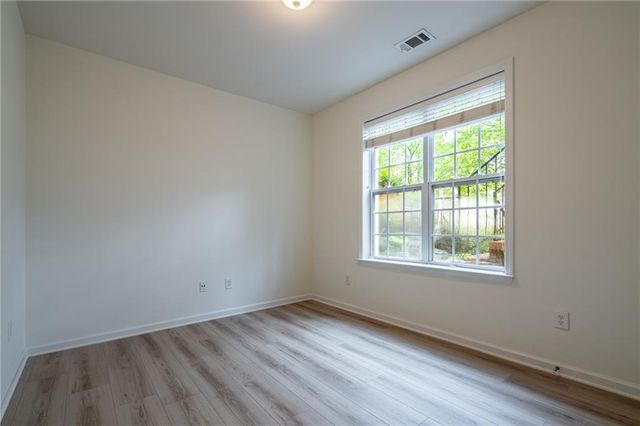 2450 Natoma Court SE 11, Smyrna, GA 30080