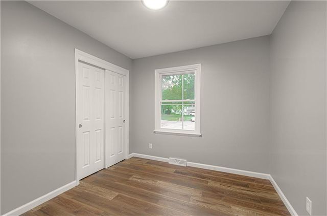 13747 Parker Avenue, Grandview, MO 64030