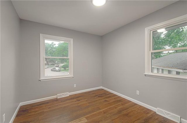 13747 Parker Avenue, Grandview, MO 64030