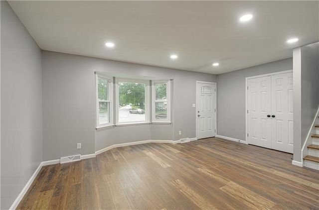 13747 Parker Avenue, Grandview, MO 64030