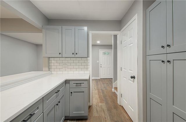 13747 Parker Avenue, Grandview, MO 64030