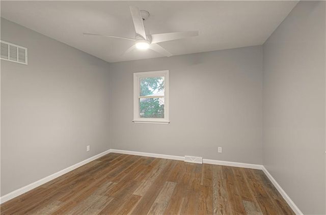 13747 Parker Avenue, Grandview, MO 64030