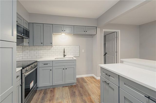 13747 Parker Avenue, Grandview, MO 64030