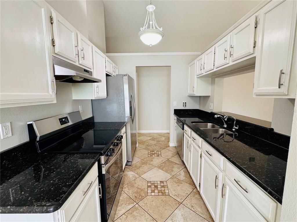 Image 10 of property listing at 10818 HARKWOOD BOULEVARD, Orlando, FL 32817