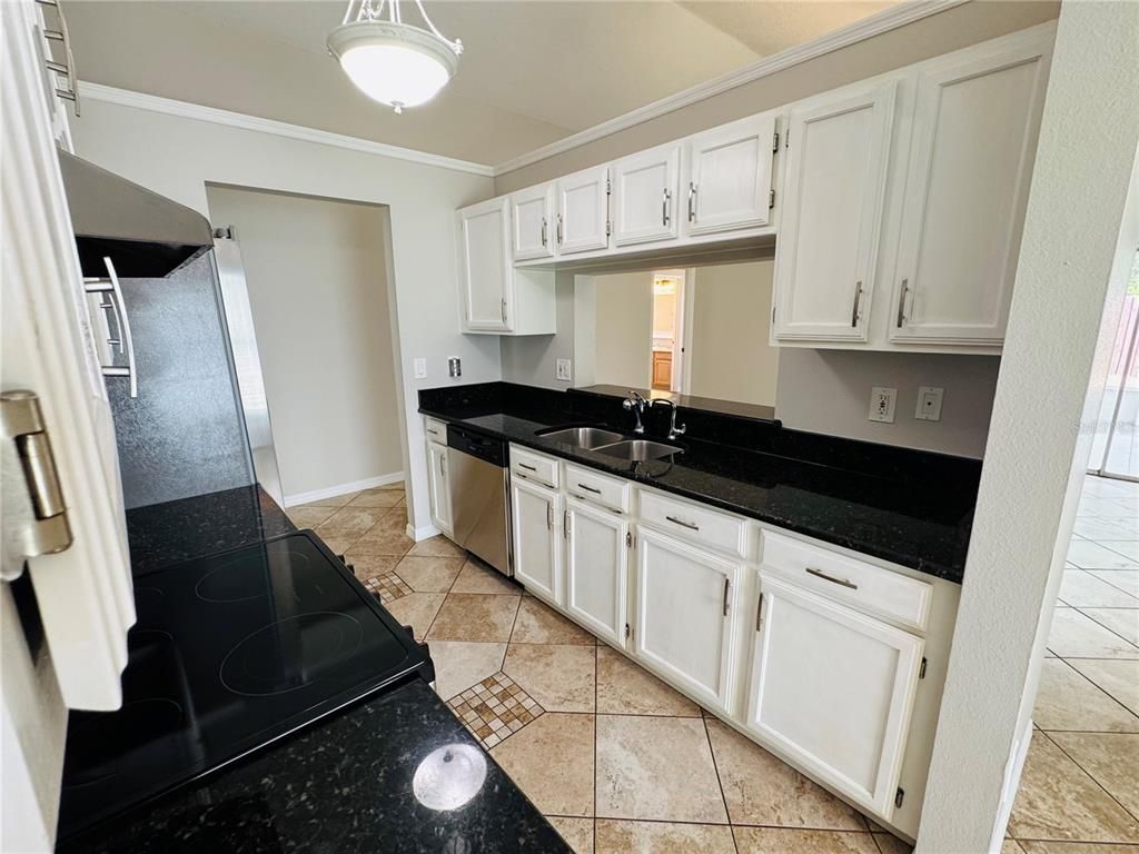 Image 11 of property listing at 10818 HARKWOOD BOULEVARD, Orlando, FL 32817