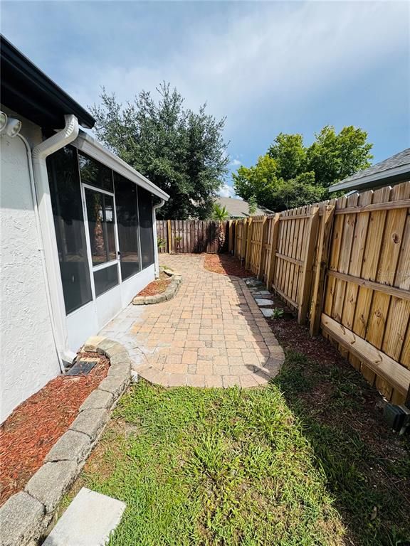 Image 26 of property listing at 10818 HARKWOOD BOULEVARD, Orlando, FL 32817