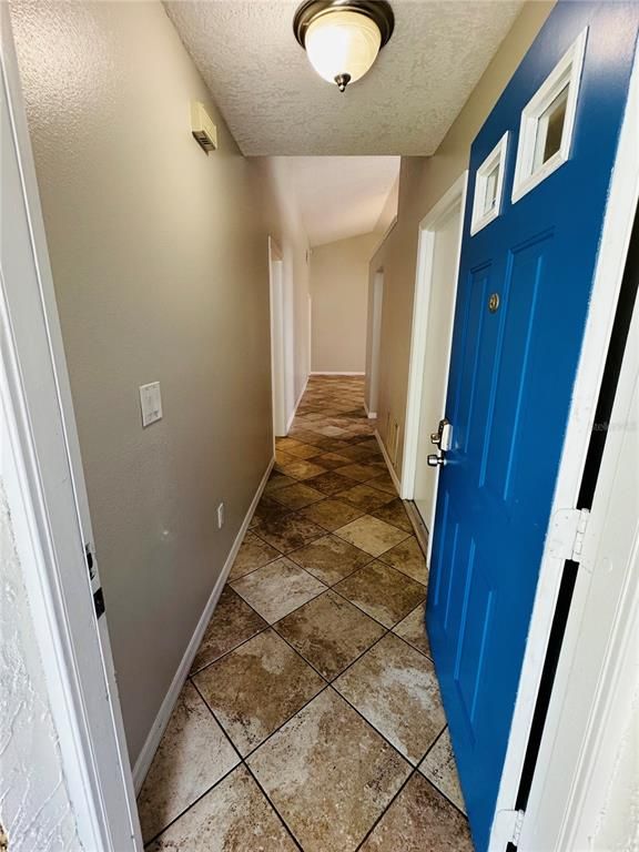 Image 6 of property listing at 10818 HARKWOOD BOULEVARD, Orlando, FL 32817