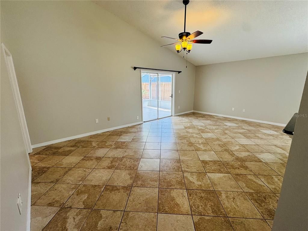 Image 7 of property listing at 10818 HARKWOOD BOULEVARD, Orlando, FL 32817