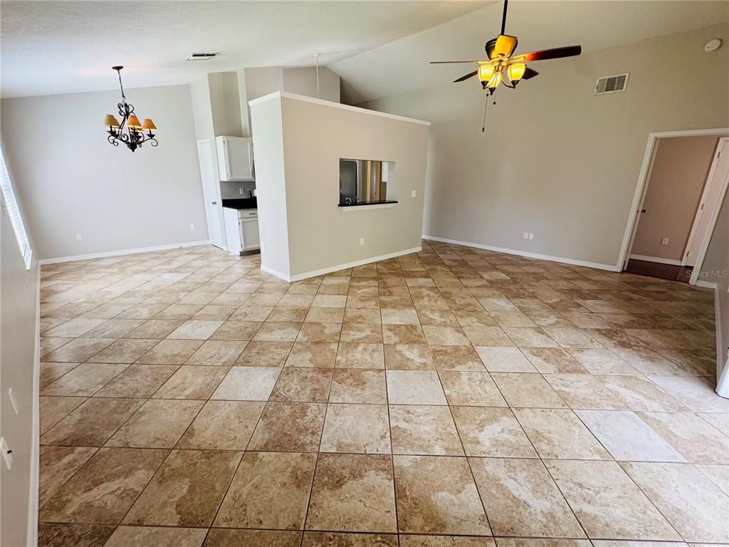 Image 8 of property listing at 10818 HARKWOOD BOULEVARD, Orlando, FL 32817